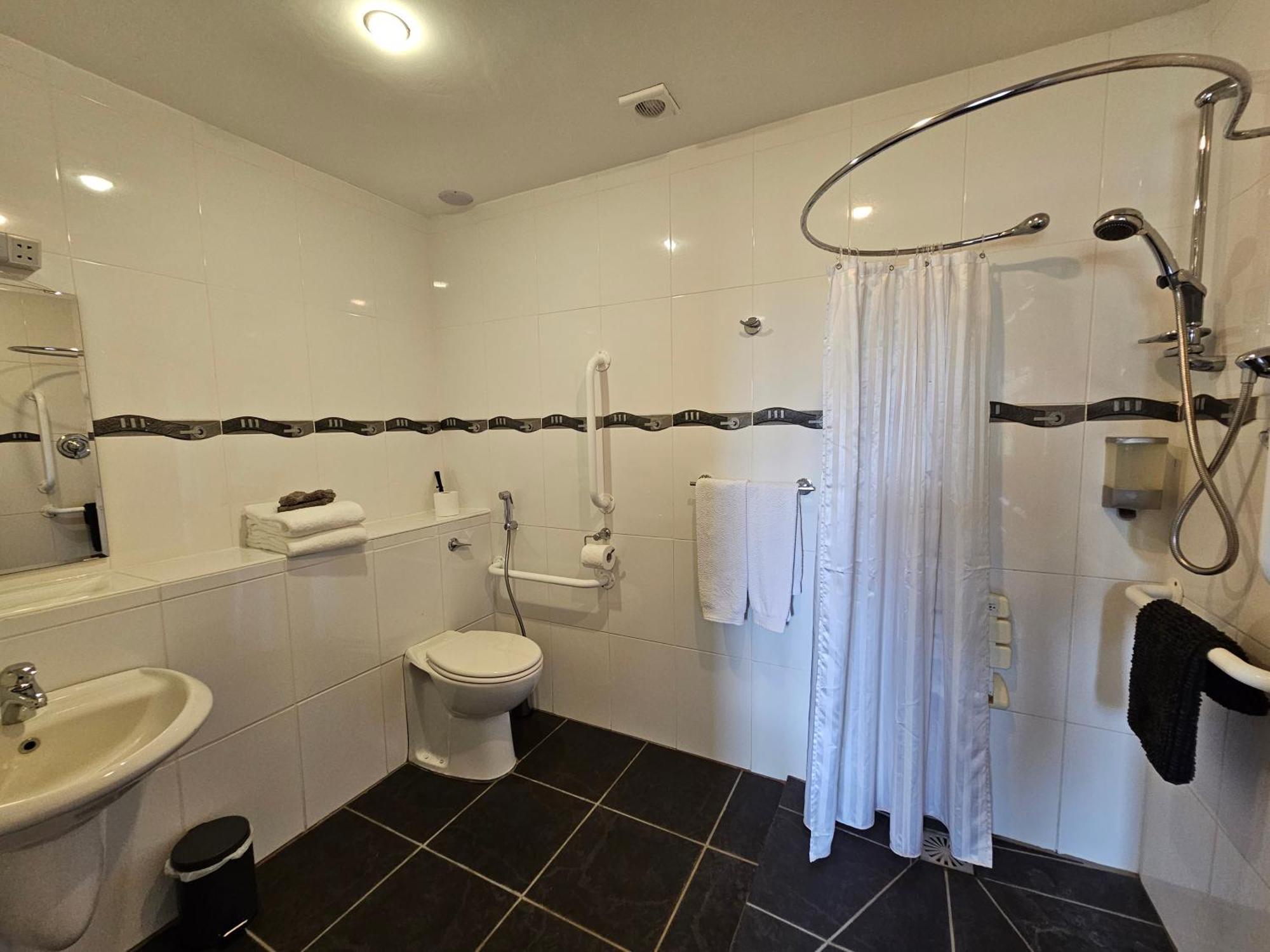 Fuchsia Lodge - New Luxury 5* Beachside Lodge With Sauna - 4 Beds Ensuite - Spectacular Location Waterville Exteriér fotografie
